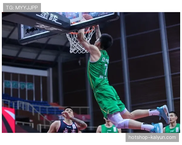 CBA“你我皆主角”草根扣篮大赛总决赛在杭州举行